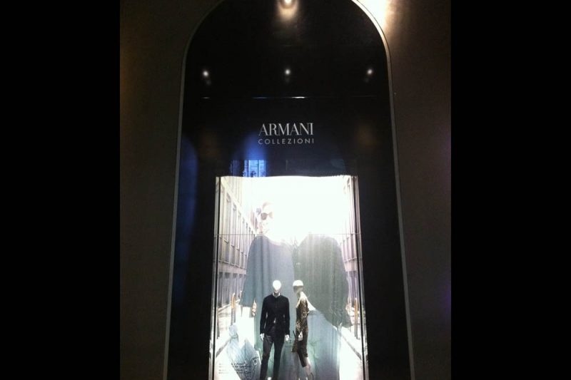Armani foto 3 - Allestimento vetrine - by Artes Group International
