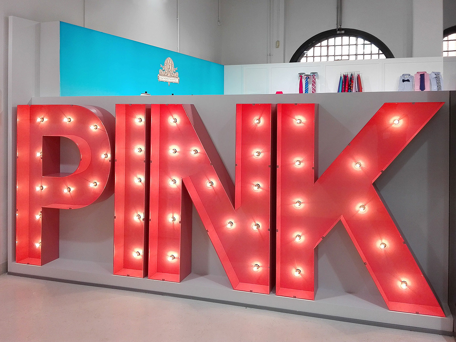 Thomas Pink event scenery detail by Artes Group International